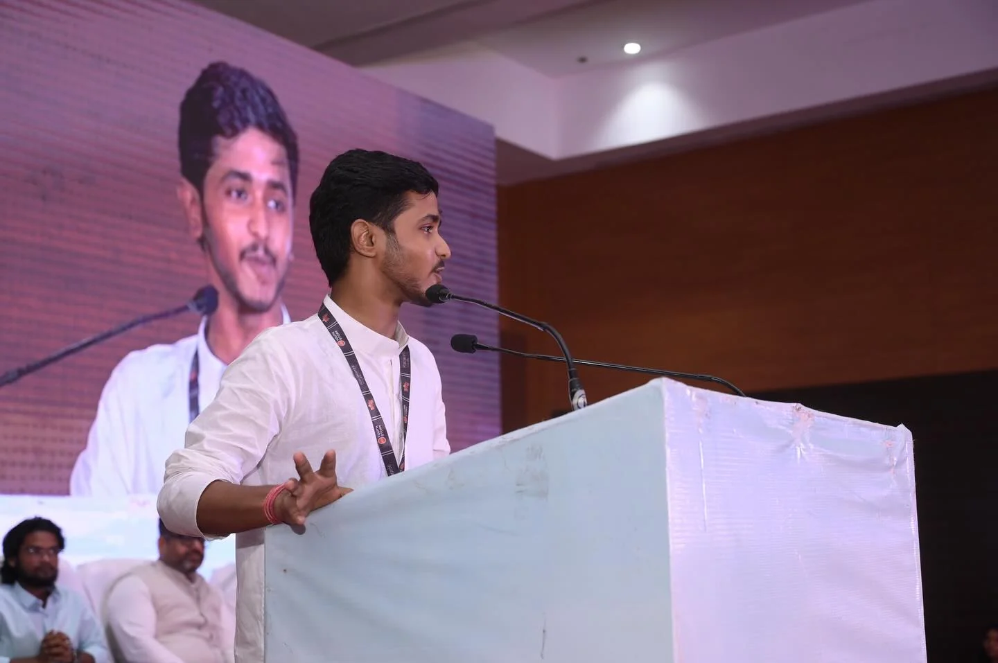 Harsh at the Bihar Business Mahakumbh podium